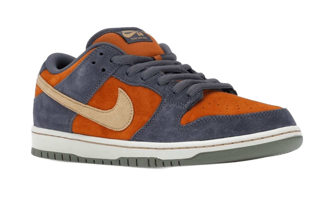 Nike SB Dunk Low Light Carbon Monarch – limitierter Sneaker bei Shade Studios