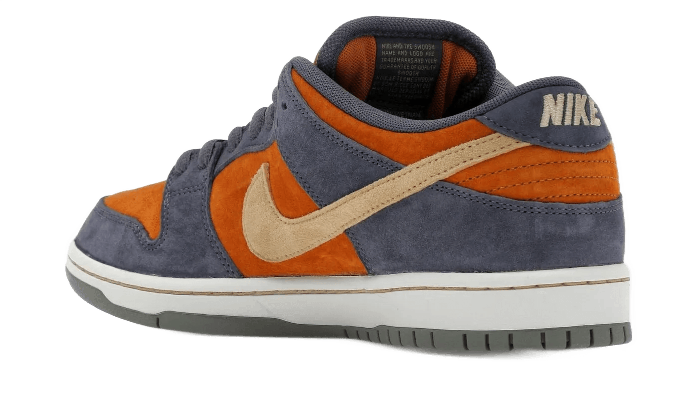 SB Dunk Low Light Carbon Monarch - HF3063-002