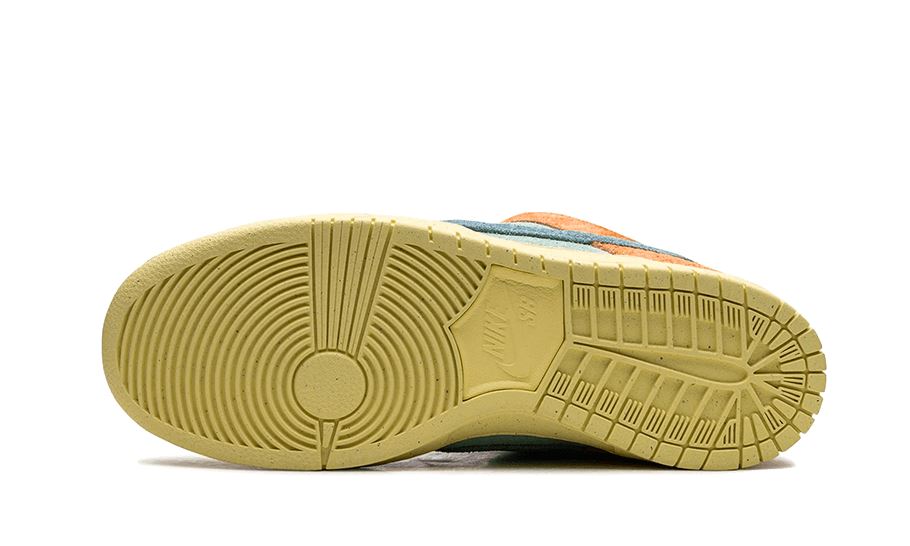 Nike SB Dunk Low Orange Emerald Rise – limitierter Sneaker bei Shade Studios