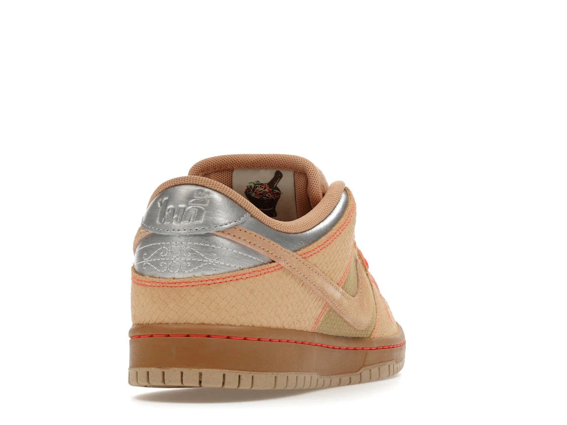 SB Dunk Low Pro Som Tum - IB6206-701