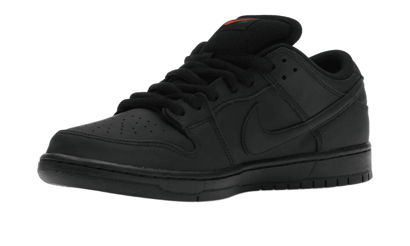 Nike SB Dunk Low Pro Triple Black