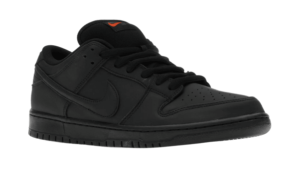 SB Dunk Low Pro Triple Black - FJ1674-001