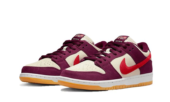 Nike SB Dunk Low Skate Like A Girl Bordeaux – limitierter Sneaker bei Shade Studios