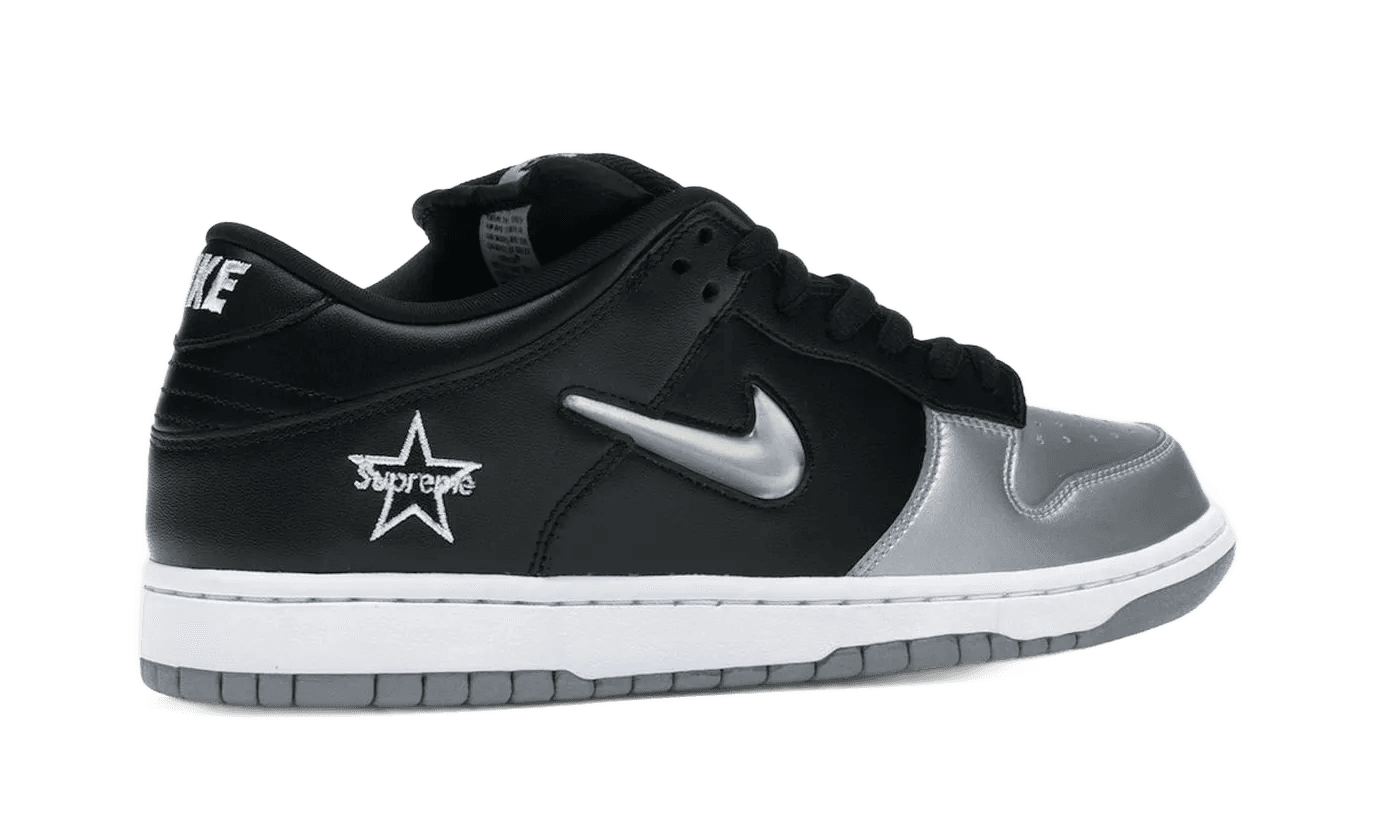 SB Dunk Low Supreme Jewel Swoosh Silver - CK3480-001