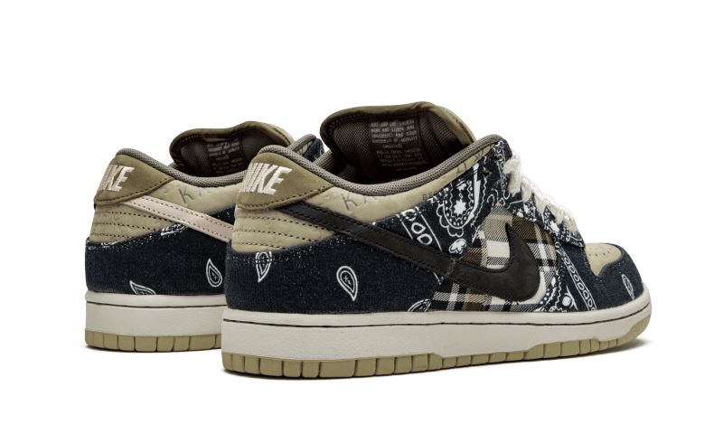 Nike SB Dunk Low Travis Scott – limitierter Sneaker bei Shade Studios