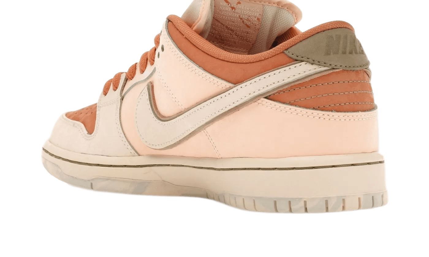 Nike SB Dunk Low Trocadéro Gardens – limitierter Sneaker bei Shade Studios