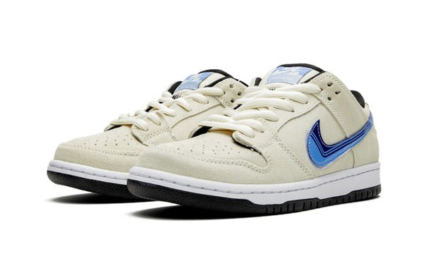 Nike SB Dunk Low Truck it