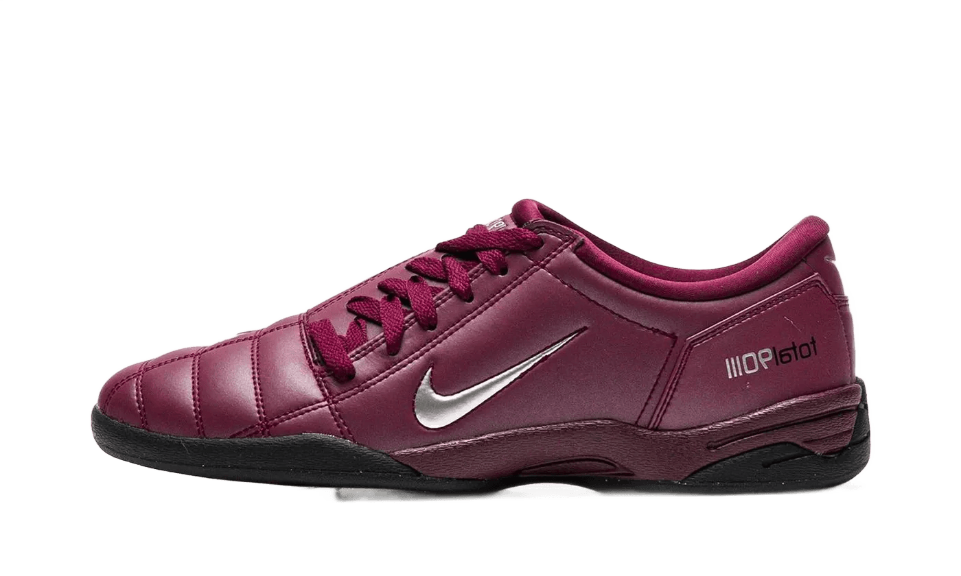Nike Total 90 3 SP Bordeaux – limitierter Sneaker bei Shade Studios