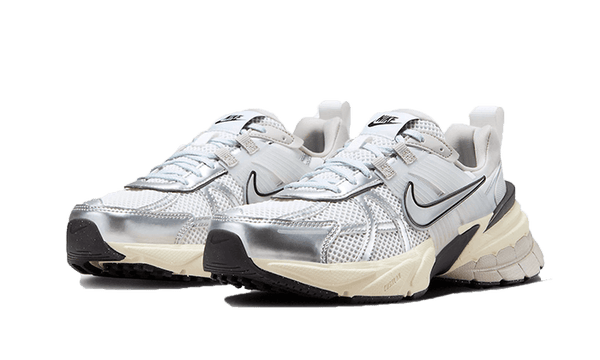 Nike Nike V2K Run Metallic Silver - FD0736-100