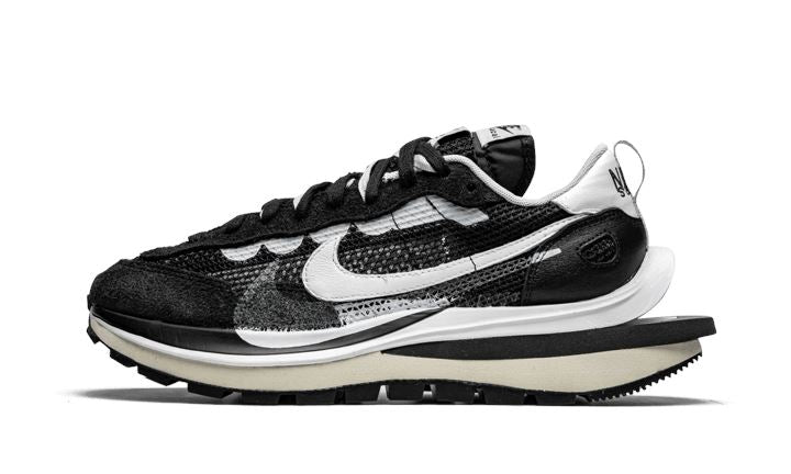 Nike Vaporwaffle Sacai Black White – limitierter Sneaker bei Shade Studios