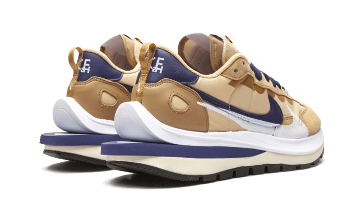 Nike Vaporwaffle Sacai Tan Navy – limitierter Sneaker bei Shade Studios