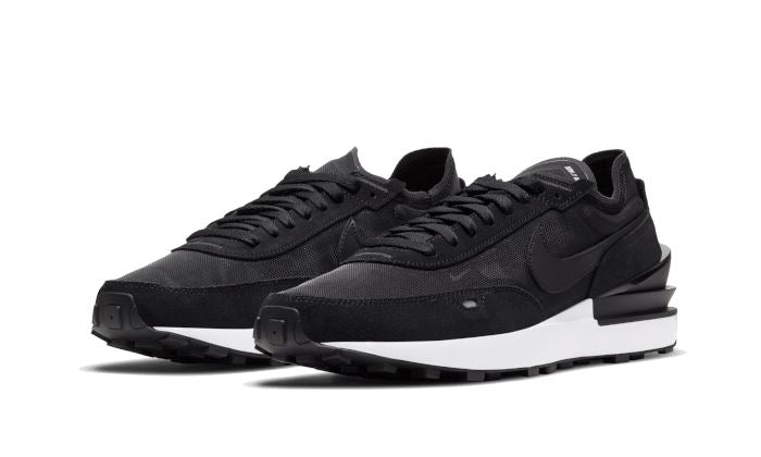 Nike Waffle One Black – limitierter Sneaker bei Shade Studios