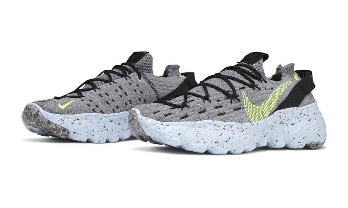 Nike Wmns Space Hippie 04 This Is Trash - Volt