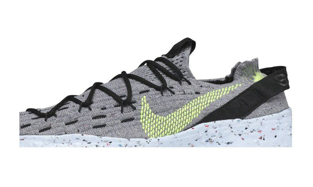 Nike Wmns Space Hippie 04 This Is Trash - Volt