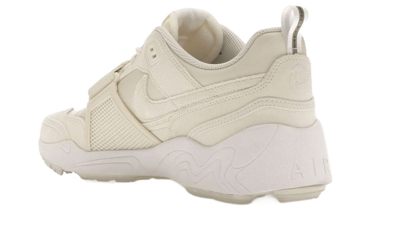 Nike Zoom Field Jaxx SP Travis Scott Sail