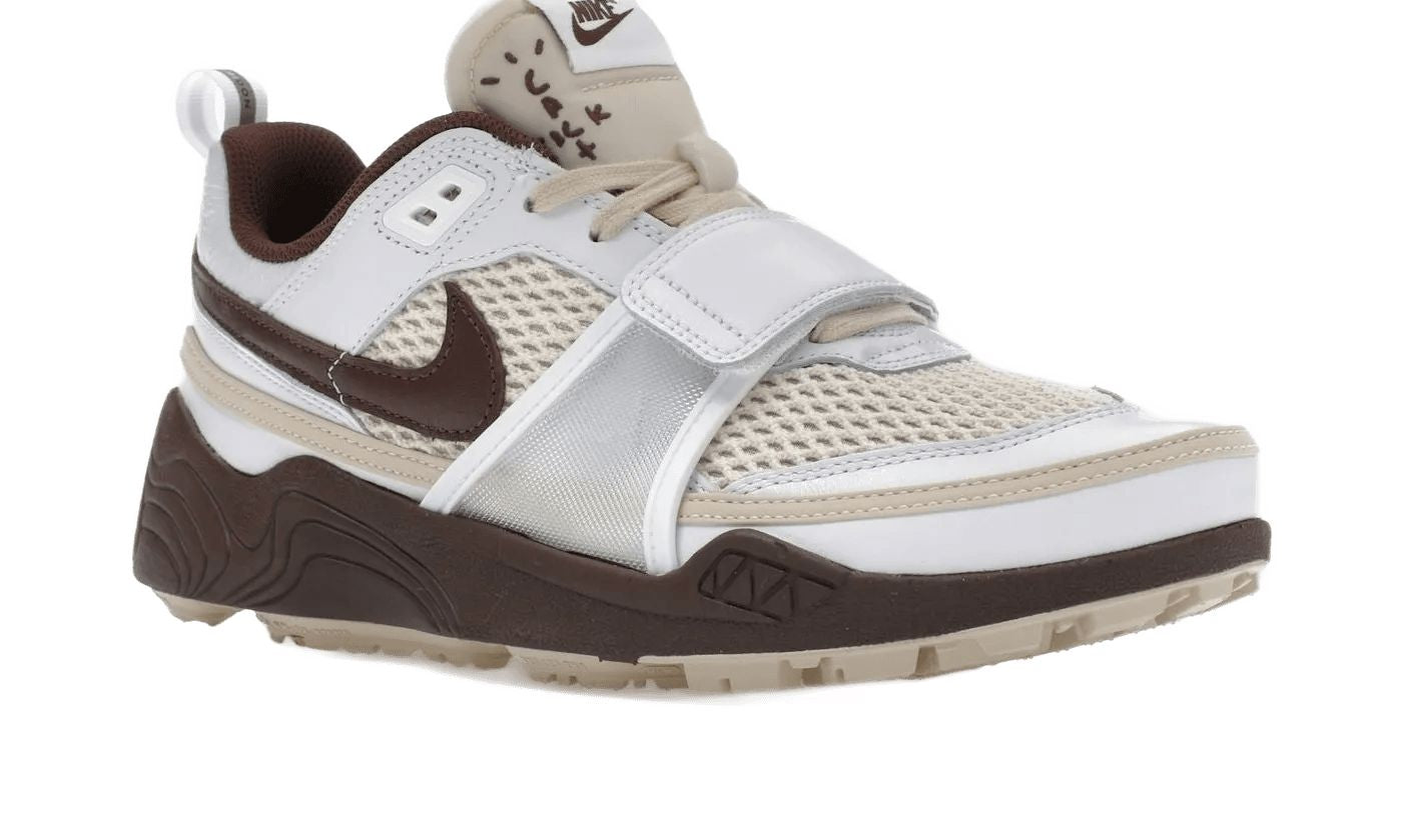 Nike Zoom Field Jaxx Travis Scott Light Chocolate