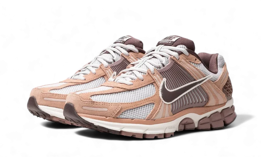 Nike Zoom Vomero 5 Dusted Clay – limitierter Sneaker bei Shade Studios