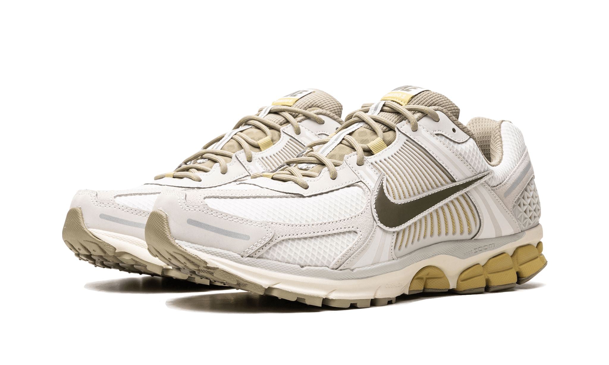 Nike Zoom Vomero 5 Light Bone Medium Olive – limitierter Sneaker bei Shade Studios