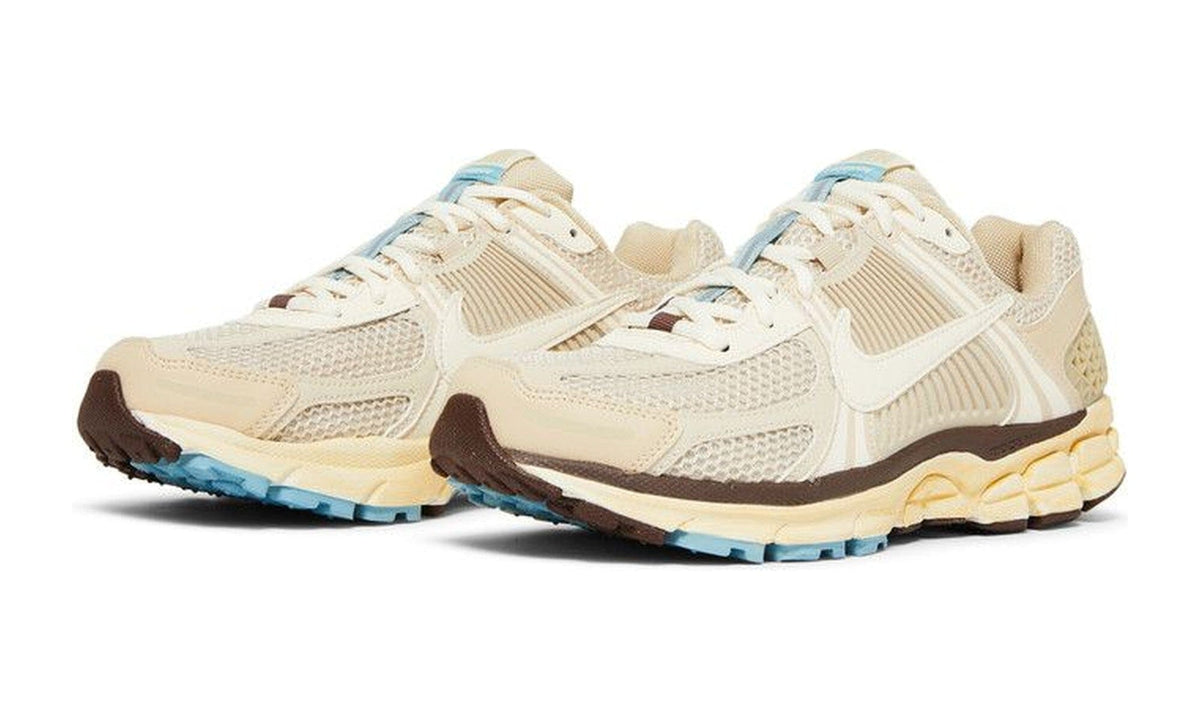 Nike Wmns Air Zoom Vomero 5 Oatmeal