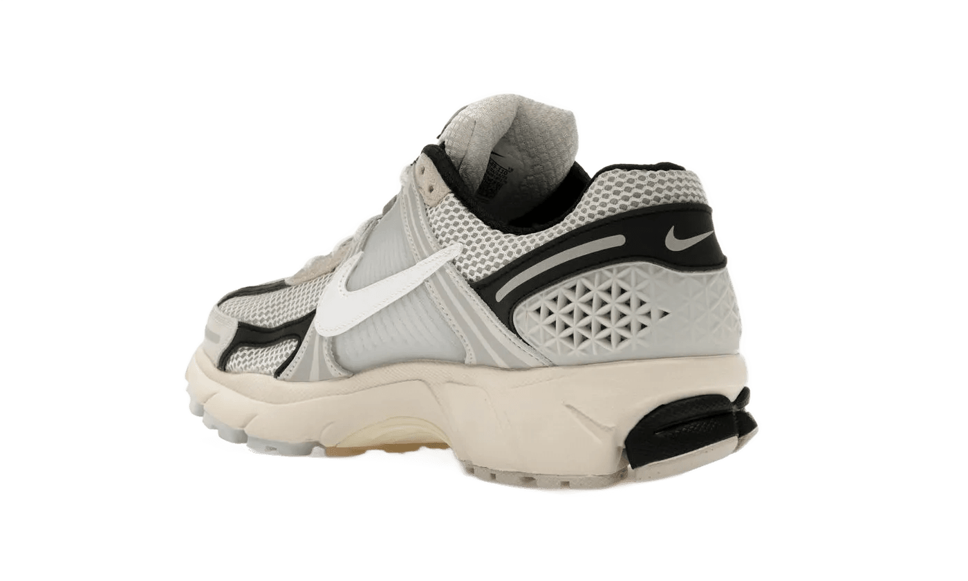 Zoom Vomero 5 Supersonic Light Bone Black - FN7649-110