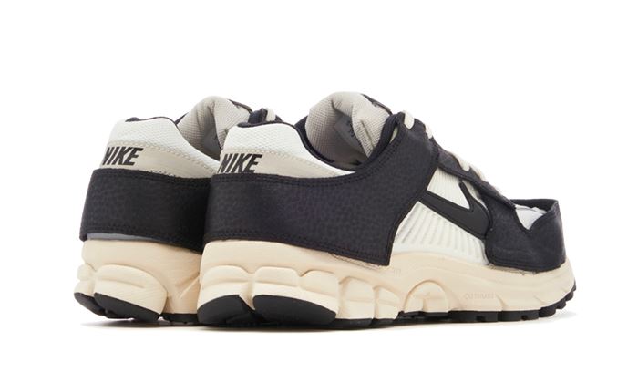 Nike Zoom Vomero 5 Timeless Panda Dunk – limitierter Sneaker bei Shade Studios