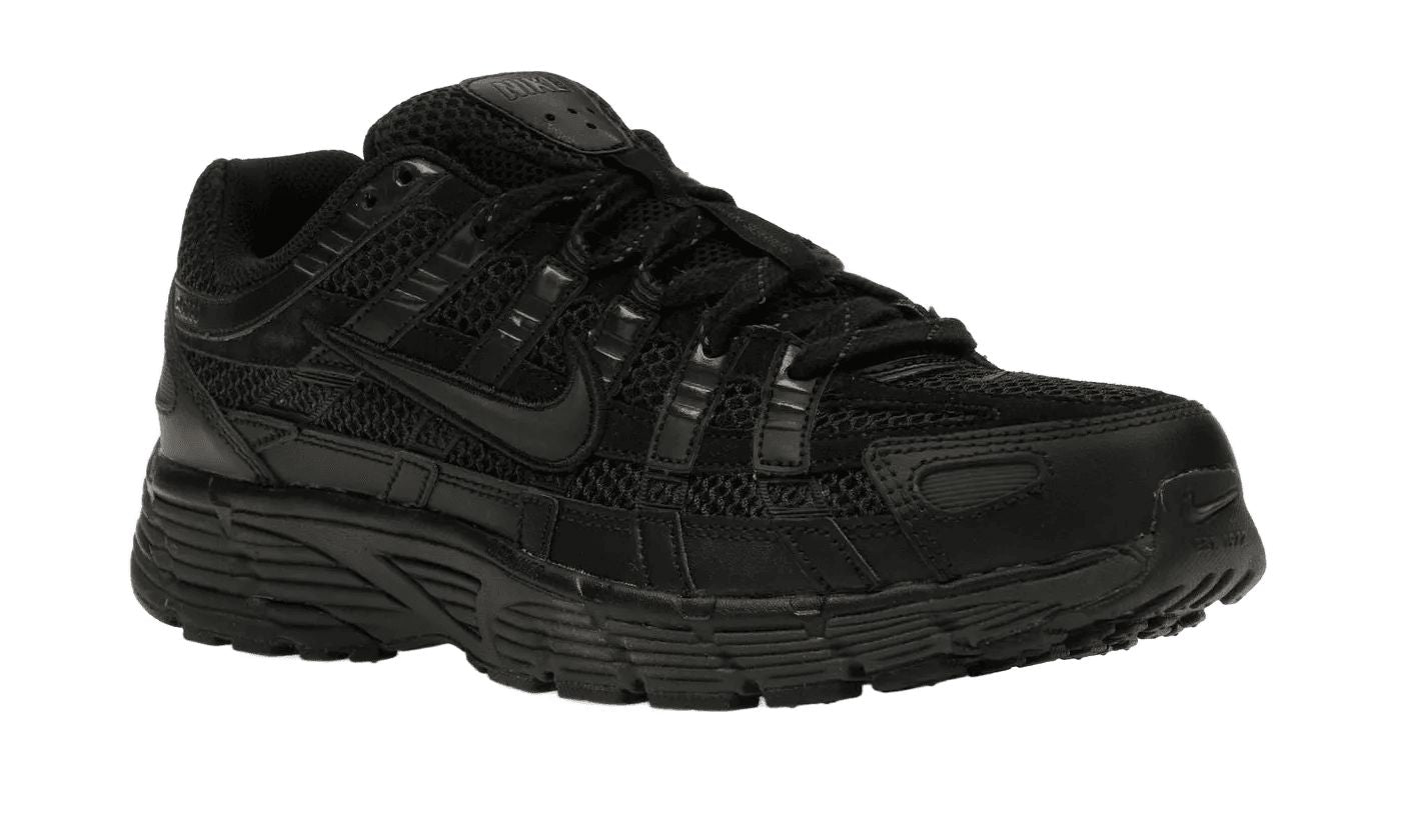 P-6000 Premium Triple Black – limitierter Sneaker bei Shade Studios