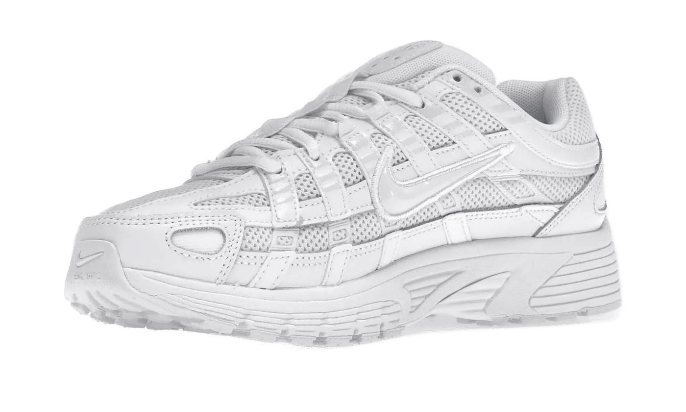 P-6000 Triple White – limitierter Sneaker bei Shade Studios