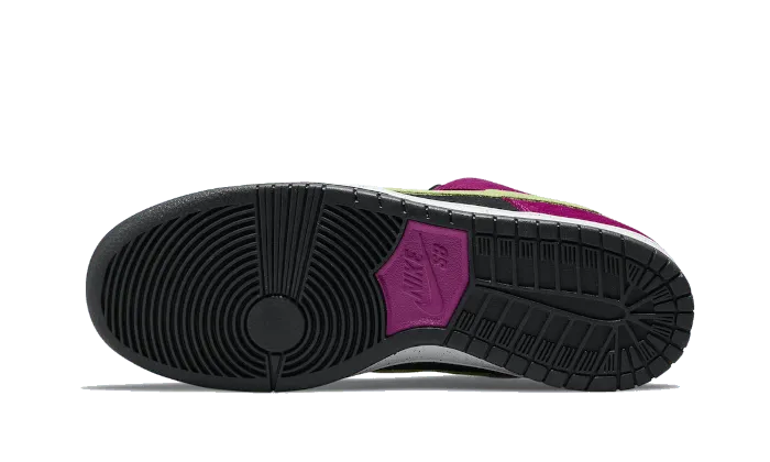 Nike SB Dunk Low Red Plum – limitierter Sneaker bei Shade Studios