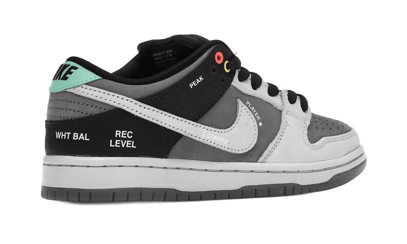 SB Dunk Low VX1000 - CV1659-001