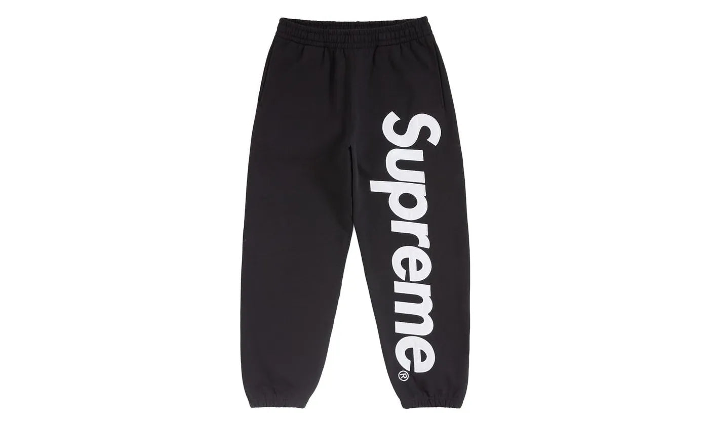 Supreme Satin Applique Sweatpant FW24 Black – limitierter Sneaker bei Shade Studios