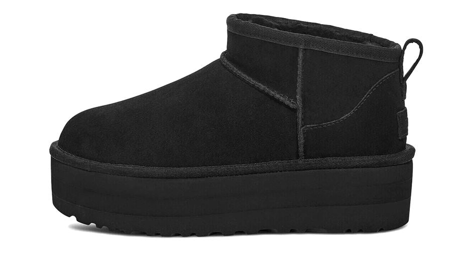UGG Classic Ultra Mini Platform Black – limitierter Sneaker bei Shade Studios