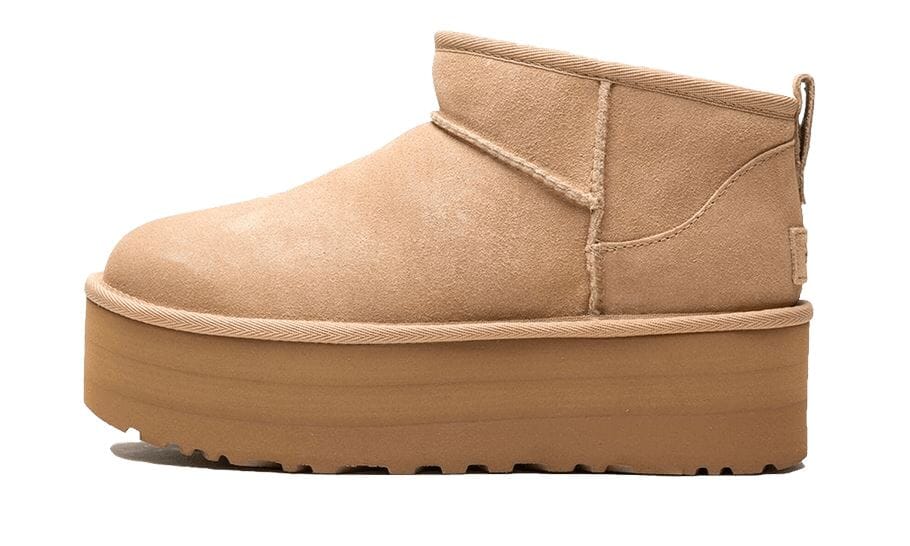 UGG Classic Ultra Mini Platform Boot Sand – limitierter Sneaker bei Shade Studios