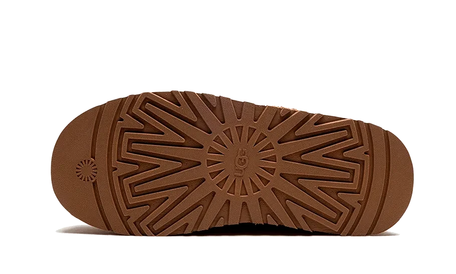 UGG Tazz Braid Hardwood – limitierter Sneaker bei Shade Studios