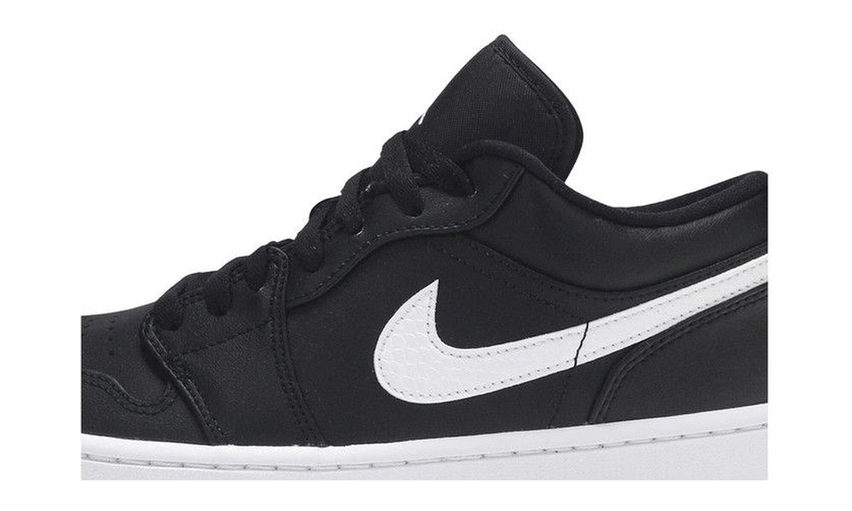Wmns Air Jordan 1 Low Black