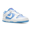 Dieses Bild zeigt einen Nike Dunk Low Sneaker in hellen farben university blue